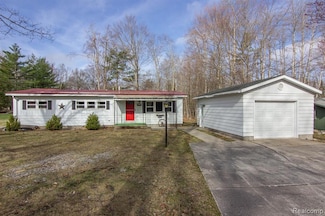 4175 N Hazel Rd, Lincoln, MI 48742