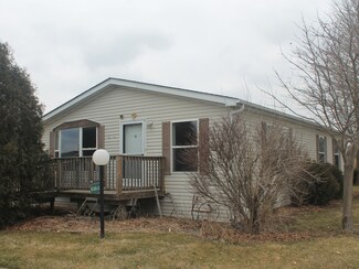 638 Bluebird Cir, Sandwich, IL 60548