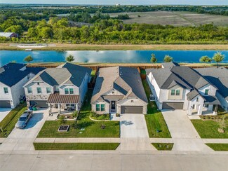 828 Reynolds Dr, Rockwall, TX 75087