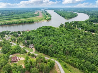 851 Rivers Edge Dr, Bath Springs, TN 38311
