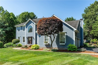 85 Lindsay Ln, North Kingstown, RI 02852