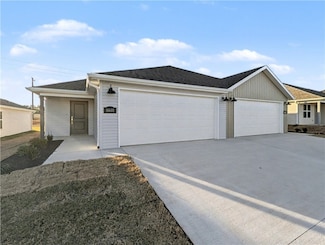 6601 & 6603 NW Altus St, Bentonville, AR 72713