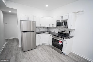 225 S 51st St, Philadelphia, PA 19139