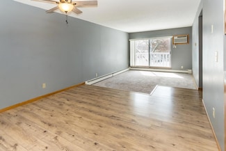 1601 N Innsbruck Dr Unit 373, Fridley, MN 55432