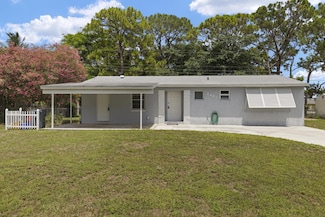2402 Pinecrest Ct, West Palm Beach, FL 33415