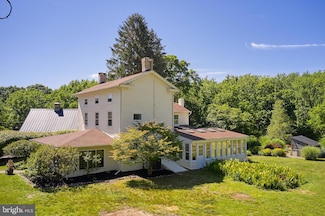 2575 Aquetong Rd, New Hope, PA 18938