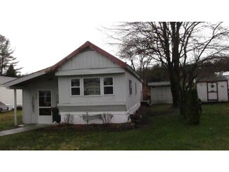 22 Twin Maples Park, Charlestown, NH 03603