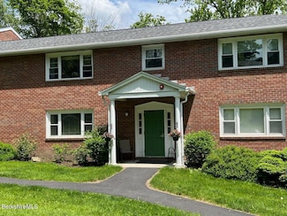 5 Morgan Manor Unit 9, Lenox, MA 01240