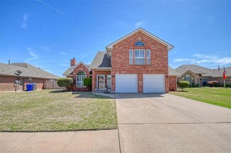 4108 Wood Castle St, Norman, OK 73072