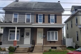 133 W Washington St, Fleetwood, PA 19522