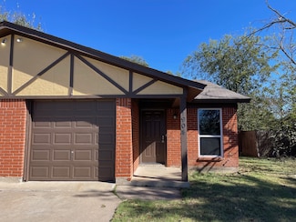 1904 Starling Ct, Cleburne, TX 76033