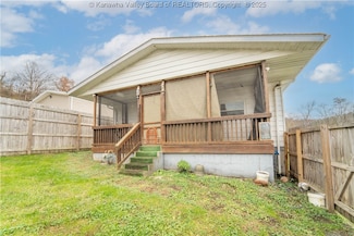 110 Carte St, Saint Albans, WV 25177