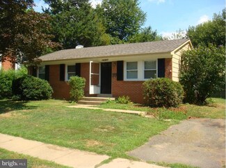 14307 Fullerton Rd, Woodbridge, VA 22193
