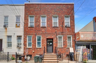 11915 101st Ave, South Richmond Hill, NY 11419