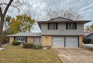 526 S Springinsguth Rd, Schaumburg, IL 60193