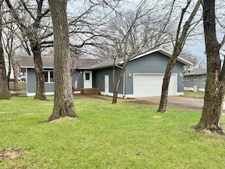 1320 Lori Ave, Detroit Lakes, MN 56501