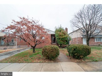 243 Delaware St, Essington, PA 19029