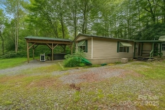 63 Apple Bee Rd, Brevard, NC 28712