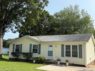 2222 E Gate City Blvd, Greensboro, NC 27401