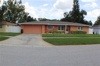 1451 Highfield Dr, Clearwater, FL 33764
