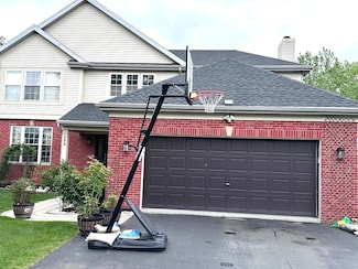 209 S Pleasant Rd, Lake Zurich, IL 60047