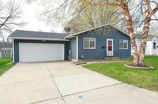 812 10th Ave NE, Waseca, MN 56093