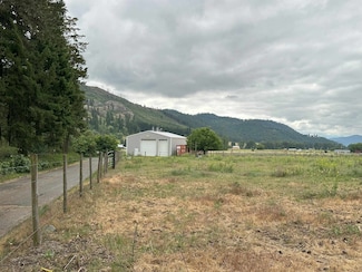 501 Williams Lake Rd, Colville, WA 99114