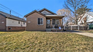 11889 Camden St, Livonia, MI 48150