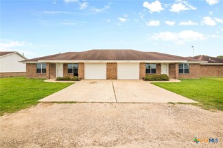 123,125,374,376,394 Navidad & 6th St, Vanderbilt, TX 77991