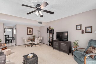 459 S Greenside Ct Unit 20, Mesa, AZ 85208