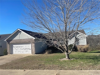 117 Lakeview Ct, Saint Robert, MO 65584