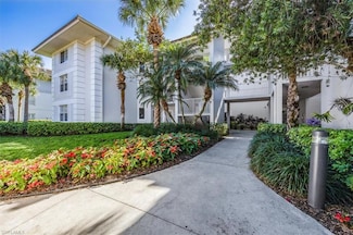 760 Waterford Dr Unit 301, Naples, FL 34113