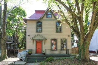 3605 Perry St, Mount Rainier, MD 20712