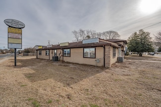 98 New Rd, Somers Point, NJ 08244