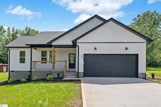 111 Meeks Rd, Belton, SC 29627
