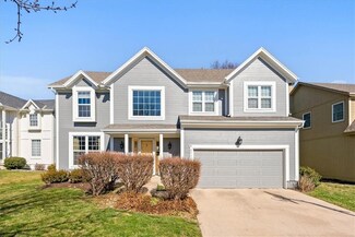8908 W 126th St, Overland Park, KS 66213