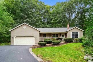 15 Grey Rock Rd, Bedford, NH 03110