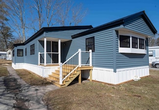 903 Camelot Dr, Exeter, NH 03833