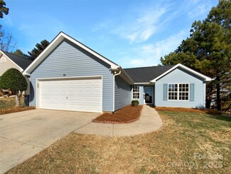 3212 Irwin Valley Ct, Charlotte, NC 28269