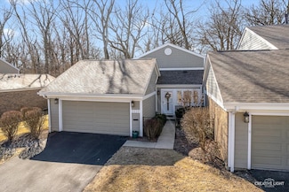 2112 Timber Ln, Wheaton, IL 60189