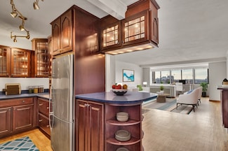 6 Whittier Place Unit 16R, Boston, MA 02114