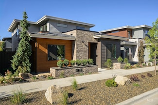 11701 N Rabbitbrush Way, Boise, ID 83714