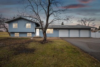 7729 Unity Ave N, Brooklyn Park, MN 55443