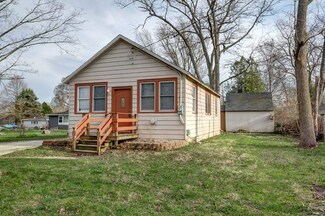 w 869 Hyacinth Rd, Genoa City, WI 53128