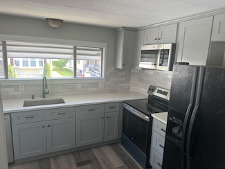 100 Phelps St Unit 7, Marlborough, MA 01752