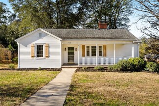315 Florence St, Pickens, SC 29671