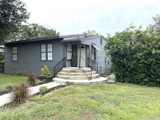 102 Colton Dr, San Antonio, TX 78209
