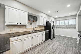 2904 Mark Twain Dr, Dallas, TX 75234
