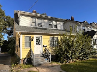 24 Ridgewood Ave, Irvington, NJ 07111