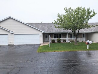 1520 Berrywood Ct, Sheboygan, WI 53081